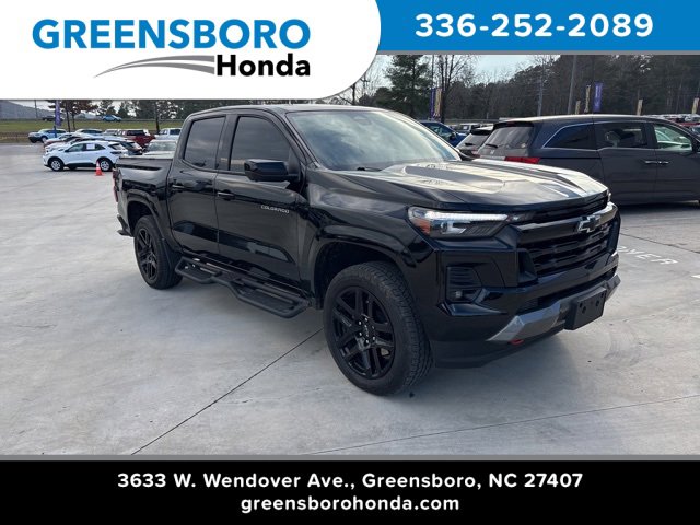 Used 2024 Chevrolet Colorado Z71 w/ Z71 Convenience Package 2