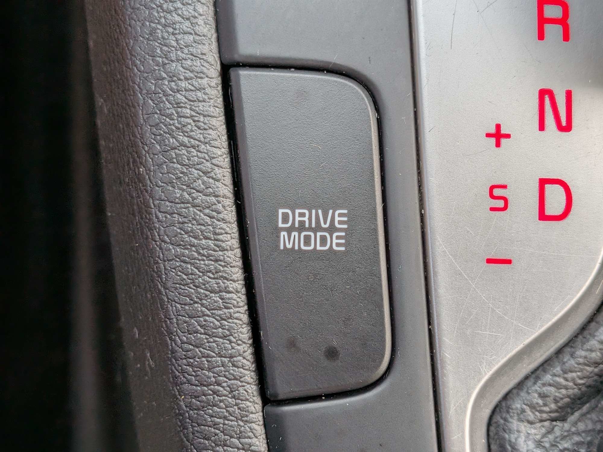 Used 2023 Kia Forte LXS w/ LXS Technology Package FWD image 19
