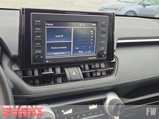 Used 2021 Toyota RAV4 LE image 6