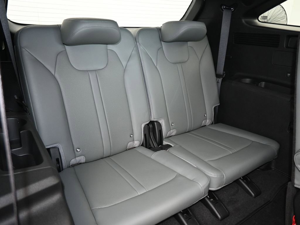 Used 2024 Kia Sorento SX Prestige w/ Sage Leather Package image 68