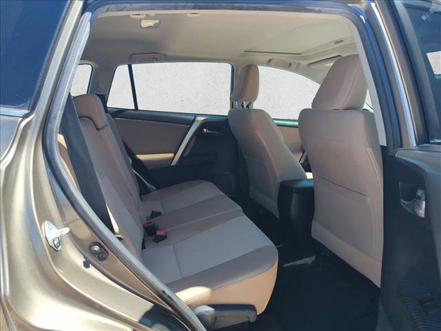 Used 2015 Toyota RAV4 XLE image 19