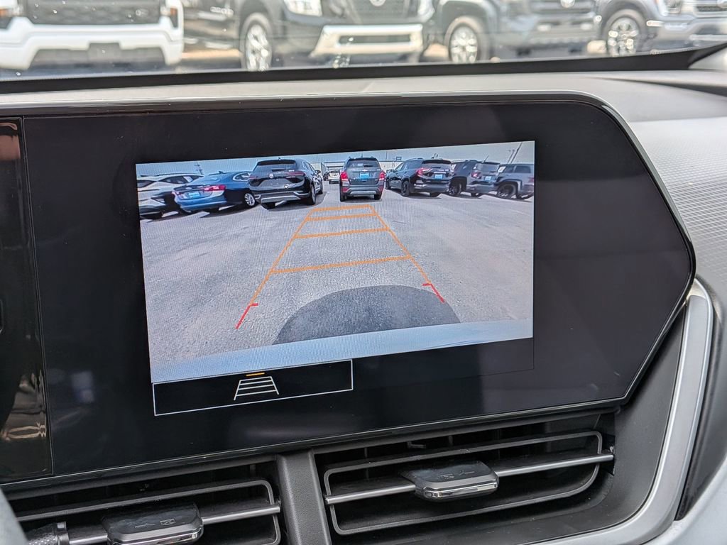 Used 2024 Chevrolet Trax LS FWD image 23