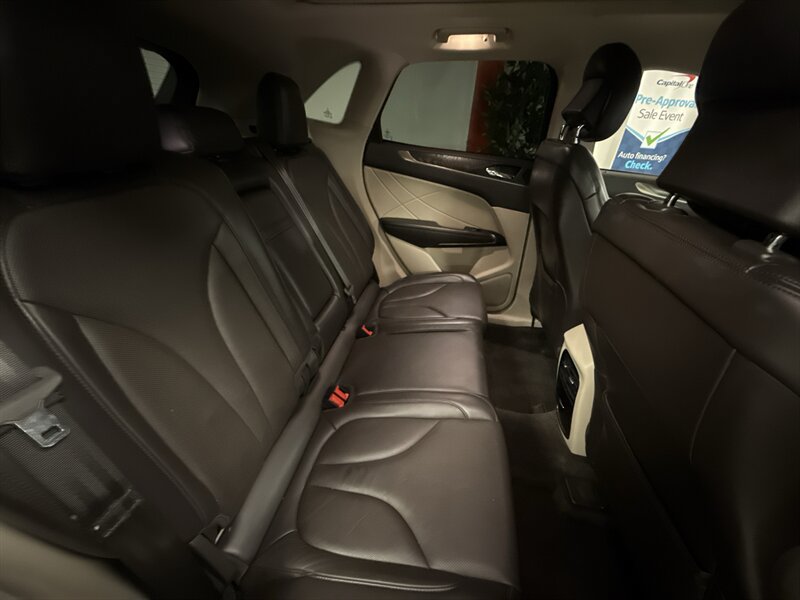 Used 2018 Lincoln MKC Reserve FWD image 26