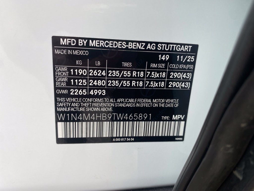 Used 2026 Mercedes-Benz GLB 250 4MATIC image 36