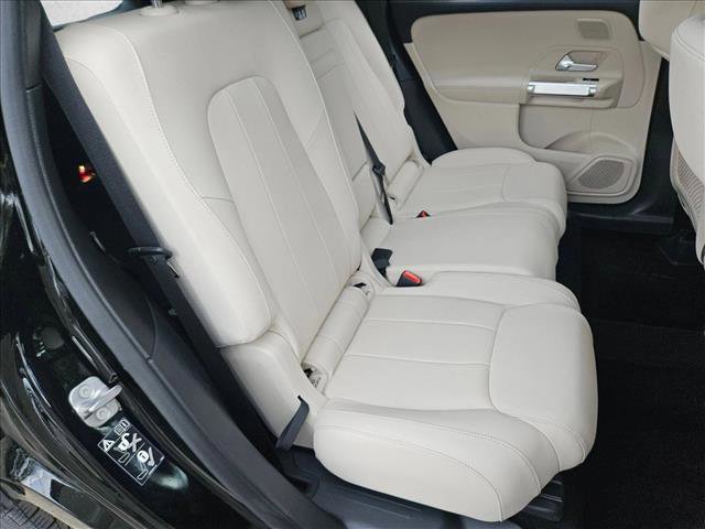 Used 2026 Mercedes-Benz GLB 250 image 18
