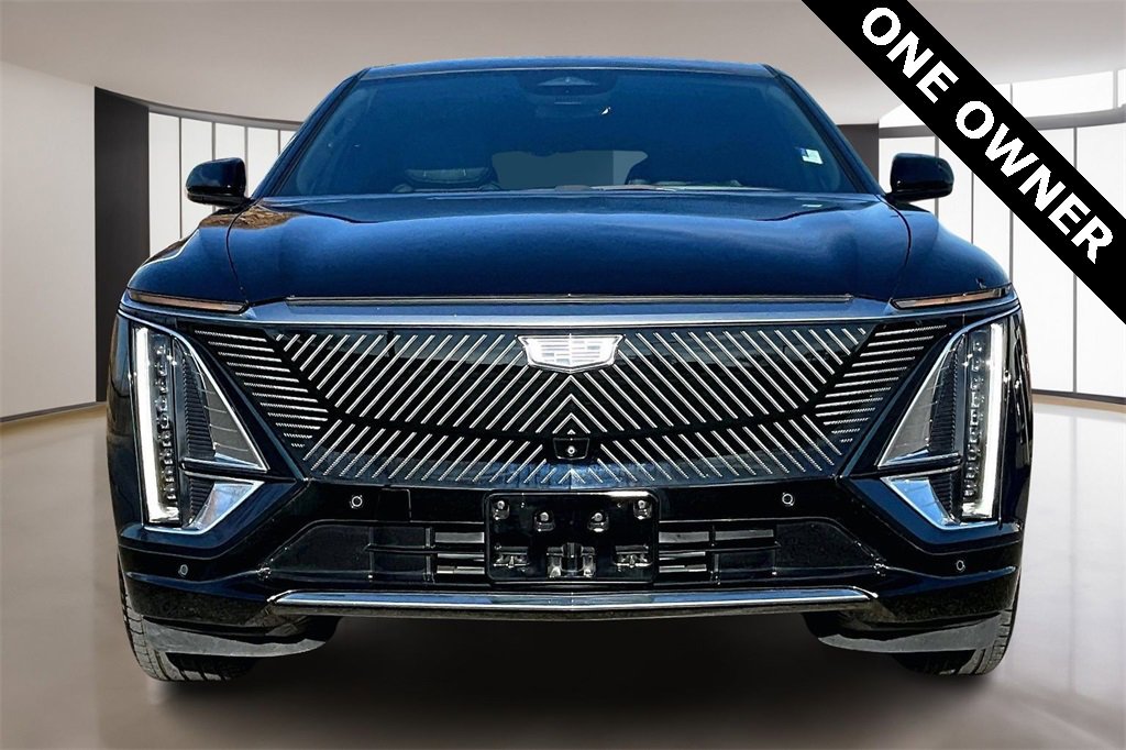 Used 2024 Cadillac Lyriq Luxury w/ LPO, Floor Liner Package image 3