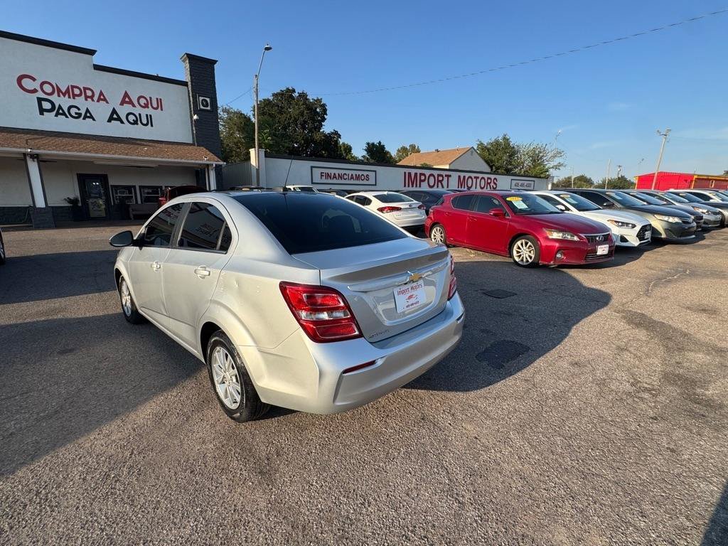 Used 2019 Chevrolet Sonic LT FWD image 8