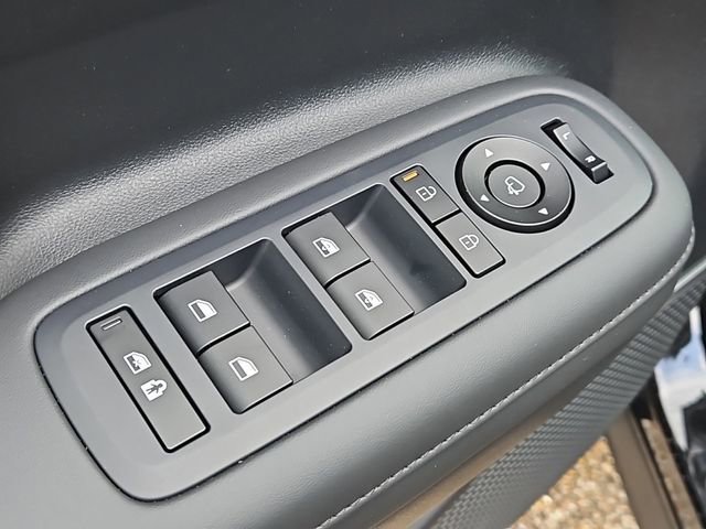 Used 2024 Hyundai Santa Fe Limited image 18