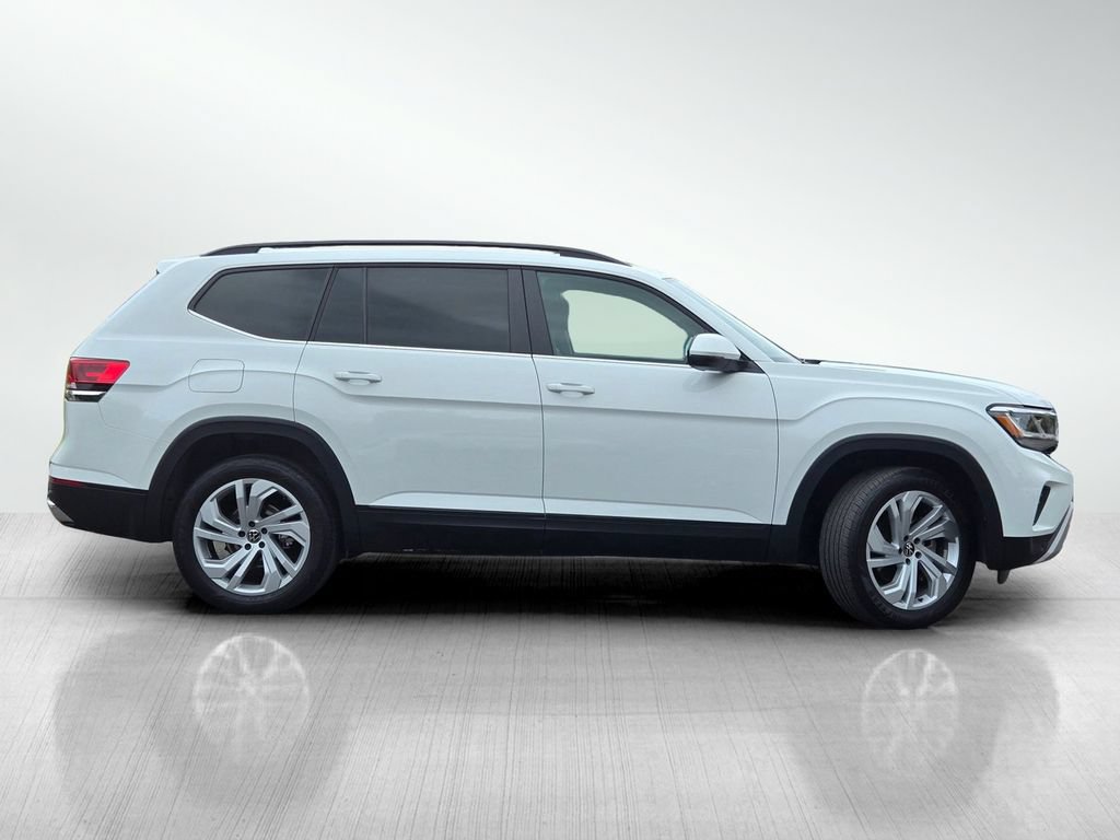 Used 2023 Volkswagen Atlas SE AWD/4WD image 3