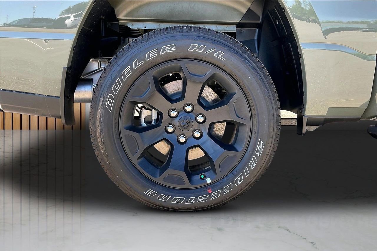 New 2026 RAM 1500 Express AWD/4WD image 35