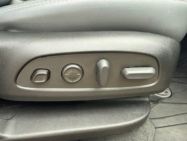 Used 2023 Buick Enclave Premium w/ Experience Buick Package AWD/4WD image 26
