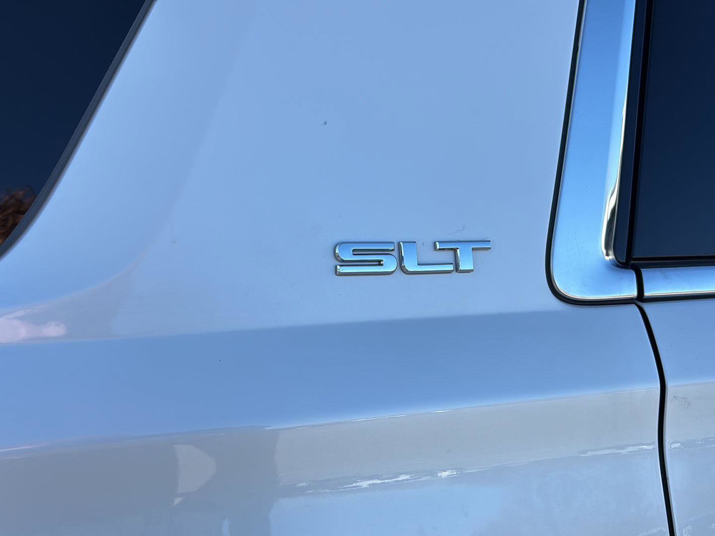 Used 2020 GMC Yukon SLT w/ Premium Edition image 13