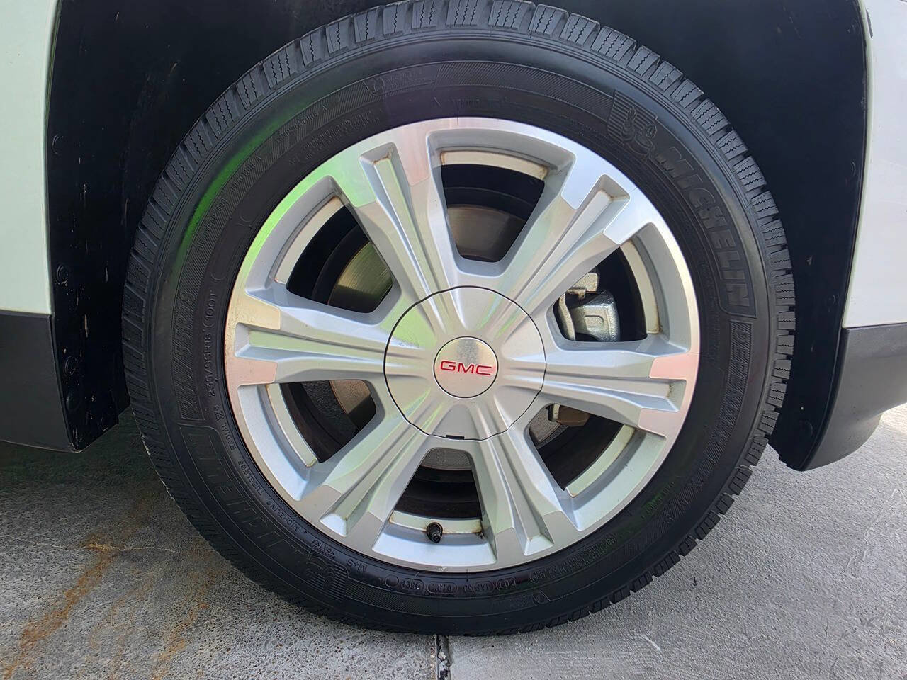 Used 2017 GMC Terrain SLT image 48