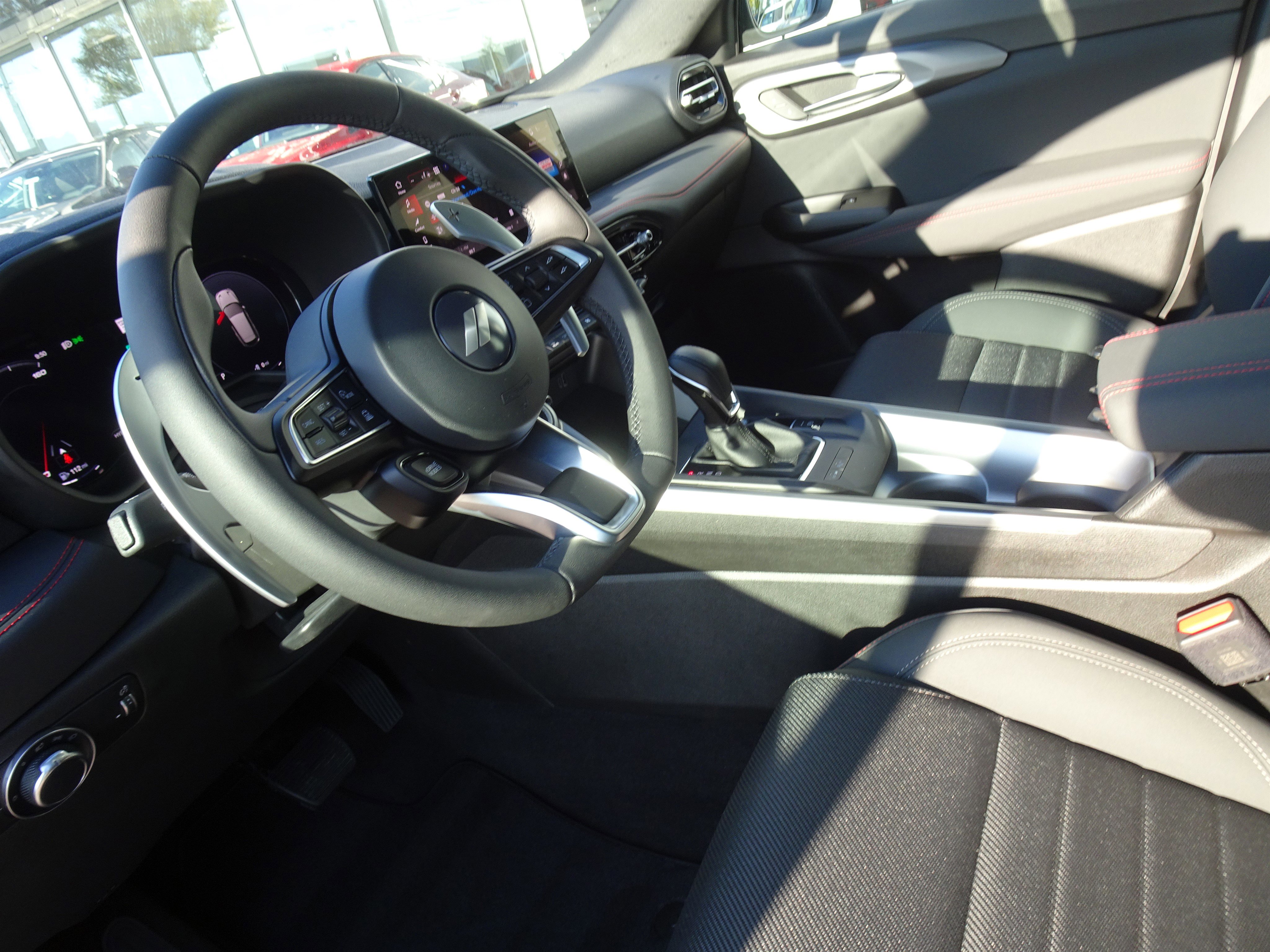 Used 2024 Dodge Hornet R/T w/ R/T Blacktop Package image 11