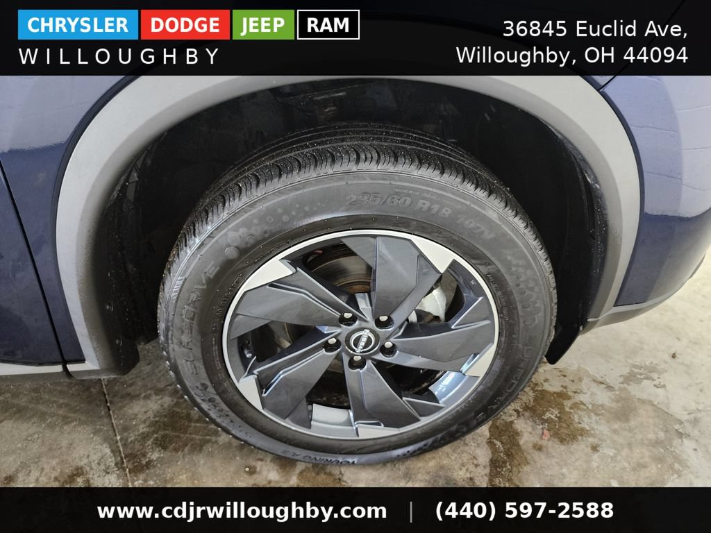 Used 2024 Nissan Rogue SV AWD/4WD image 42