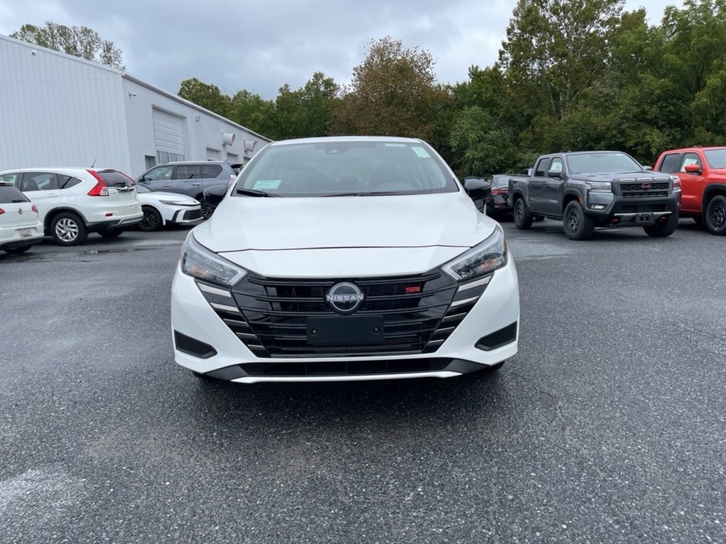New 2025 Nissan Versa SR image 3