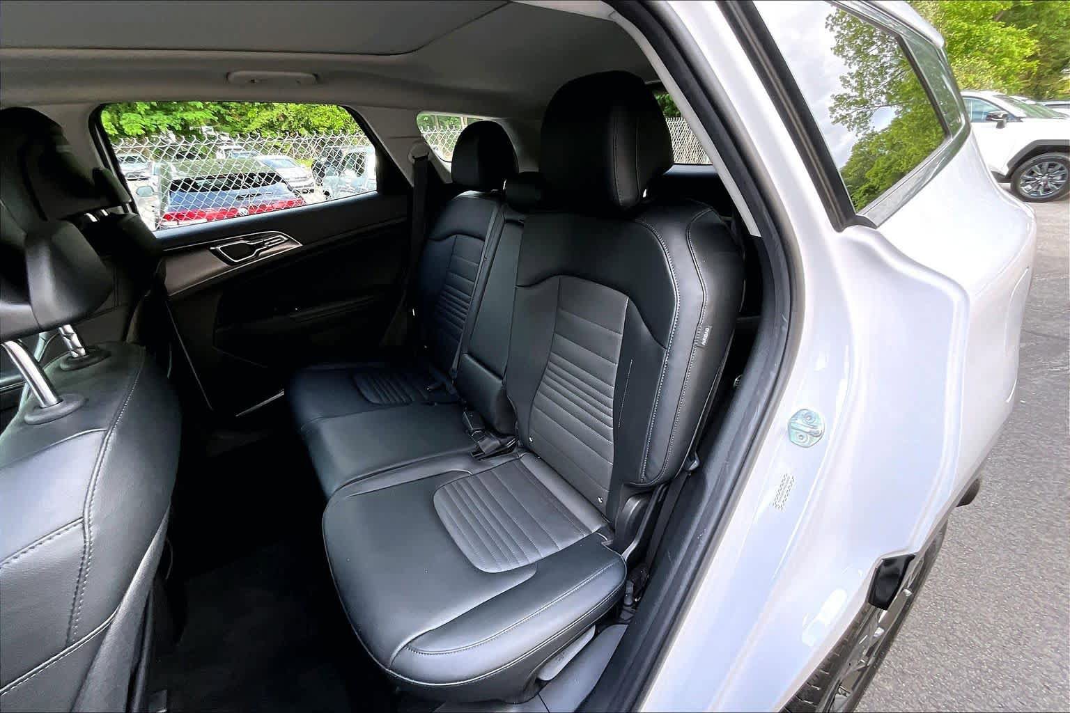 Used 2024 Kia Sportage SX FWD image 21
