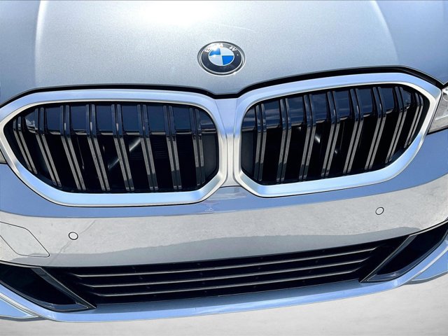Used 2024 BMW 330i Sedan w/ Convenience Package RWD image 30