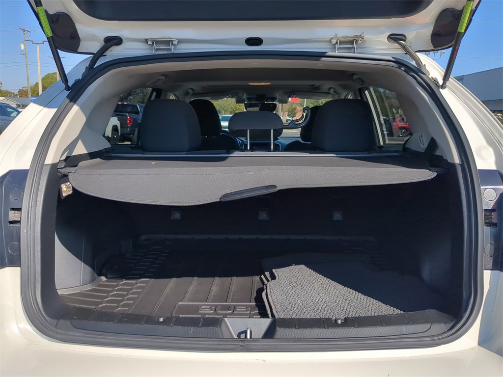 Used 2023 Subaru Crosstrek 2.0i Premium image 9