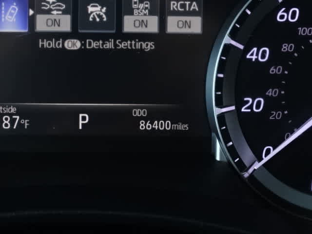 Used 2022 Toyota Highlander XLE FWD image 26