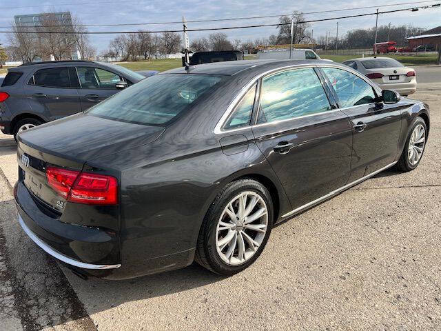 Used 2011 Audi A8 L 4.2 image 6