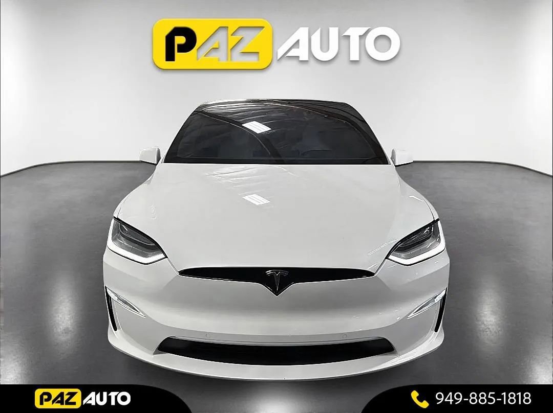 Used 2022 Tesla Model X Plaid image 8