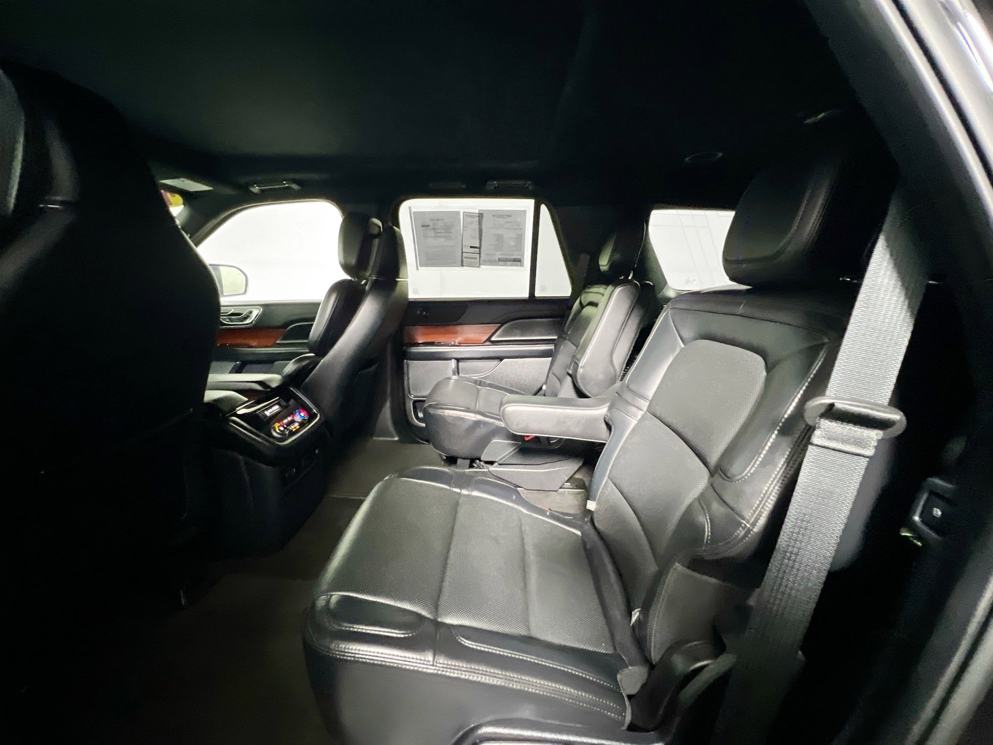 Used 2021 Lincoln Navigator Reserve image 29
