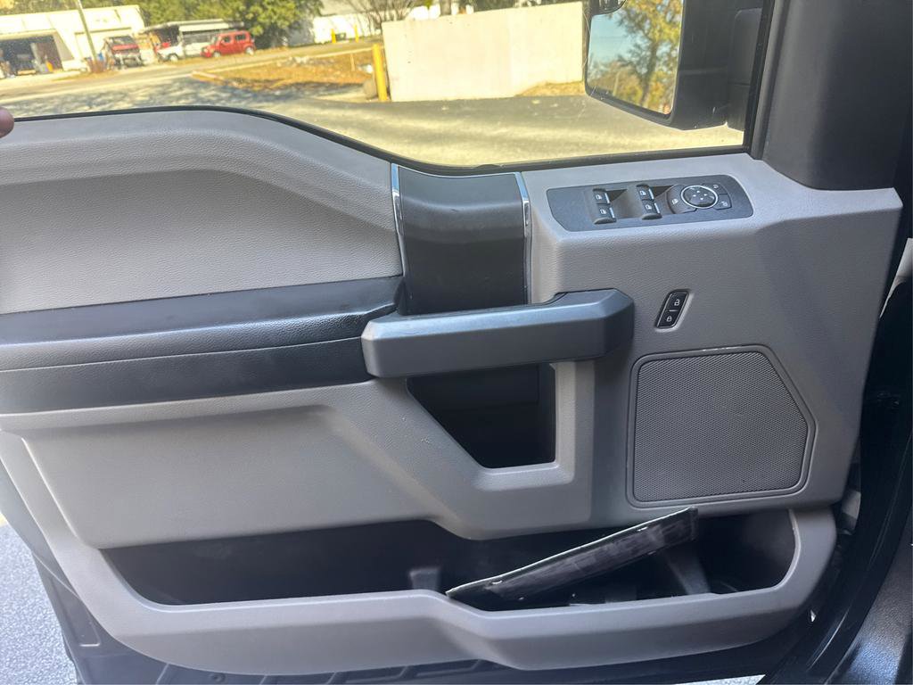 Used 2018 Ford F150 XLT image 18