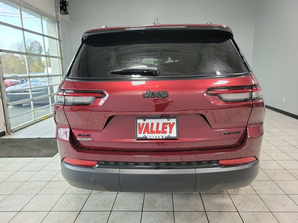 New 2025 Jeep Grand Cherokee L Limited w/ Black Appearance Package image 5