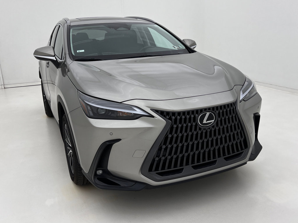 Used 2025 Lexus NX 350 AWD w/ Accessory Package (2T) image 3