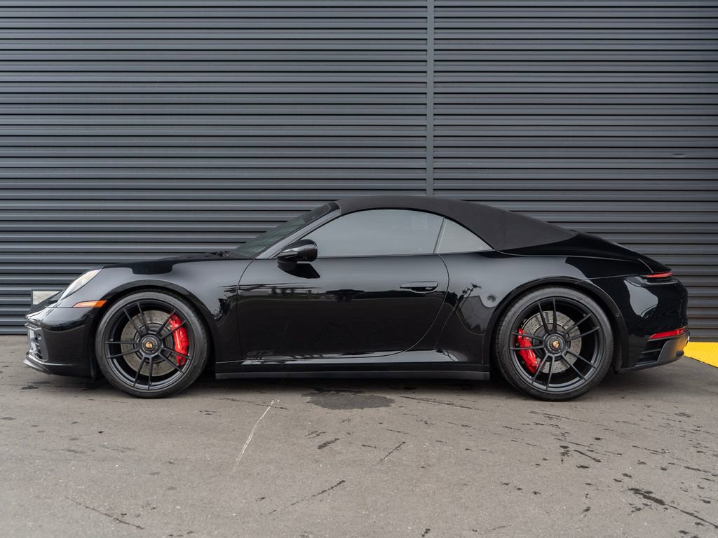 Used 2022 Porsche 911 Carrera GTS image 2