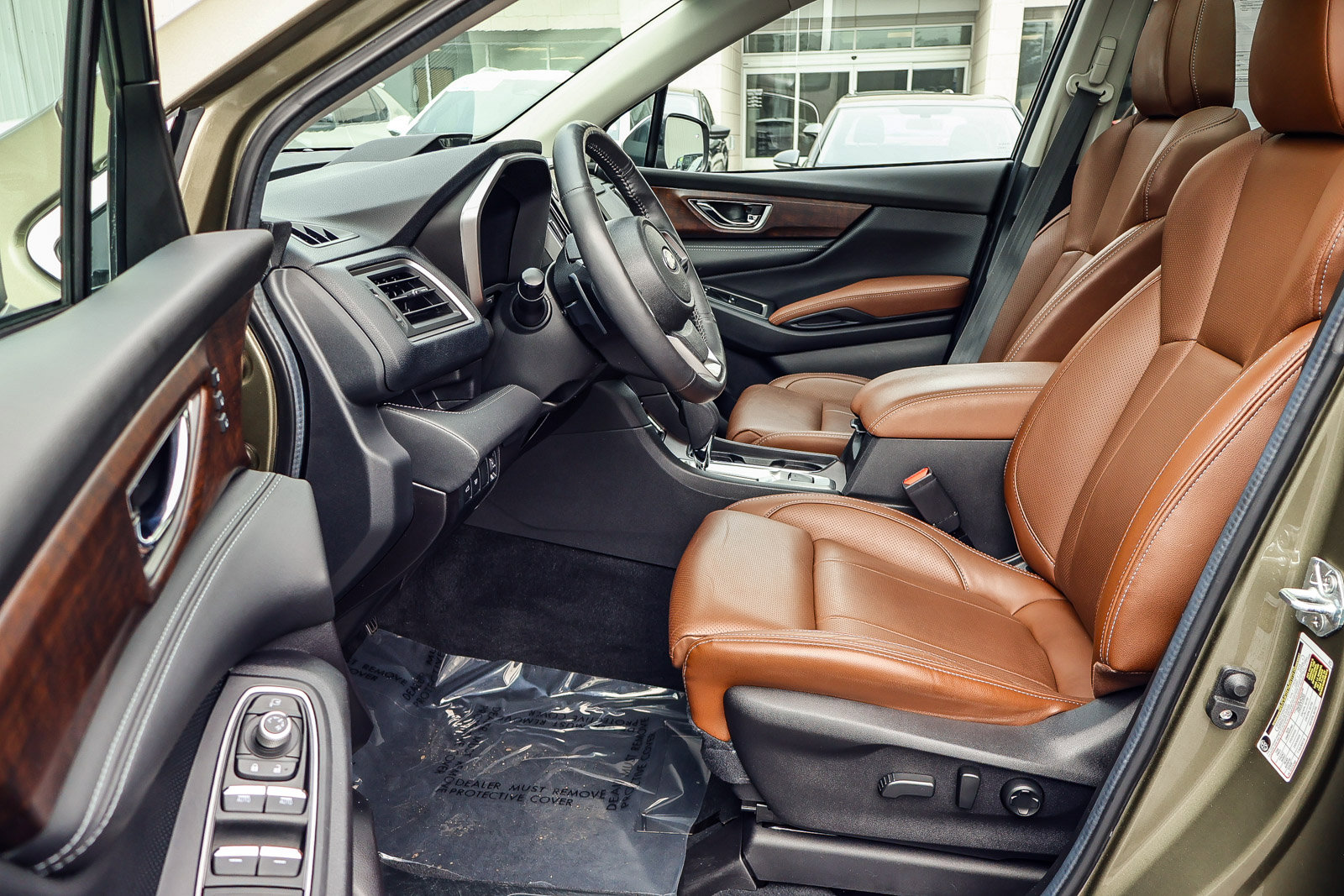 Used 2023 Subaru Ascent Touring image 2