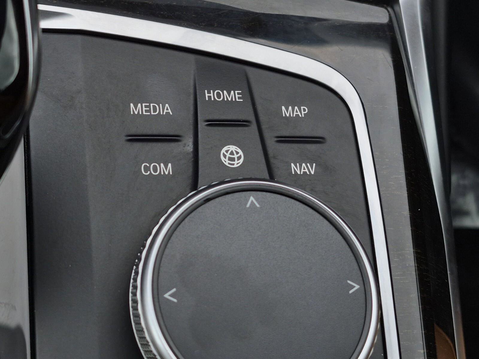 Certified 2023 BMW 430i xDrive Convertible w/ Premium Package image 29