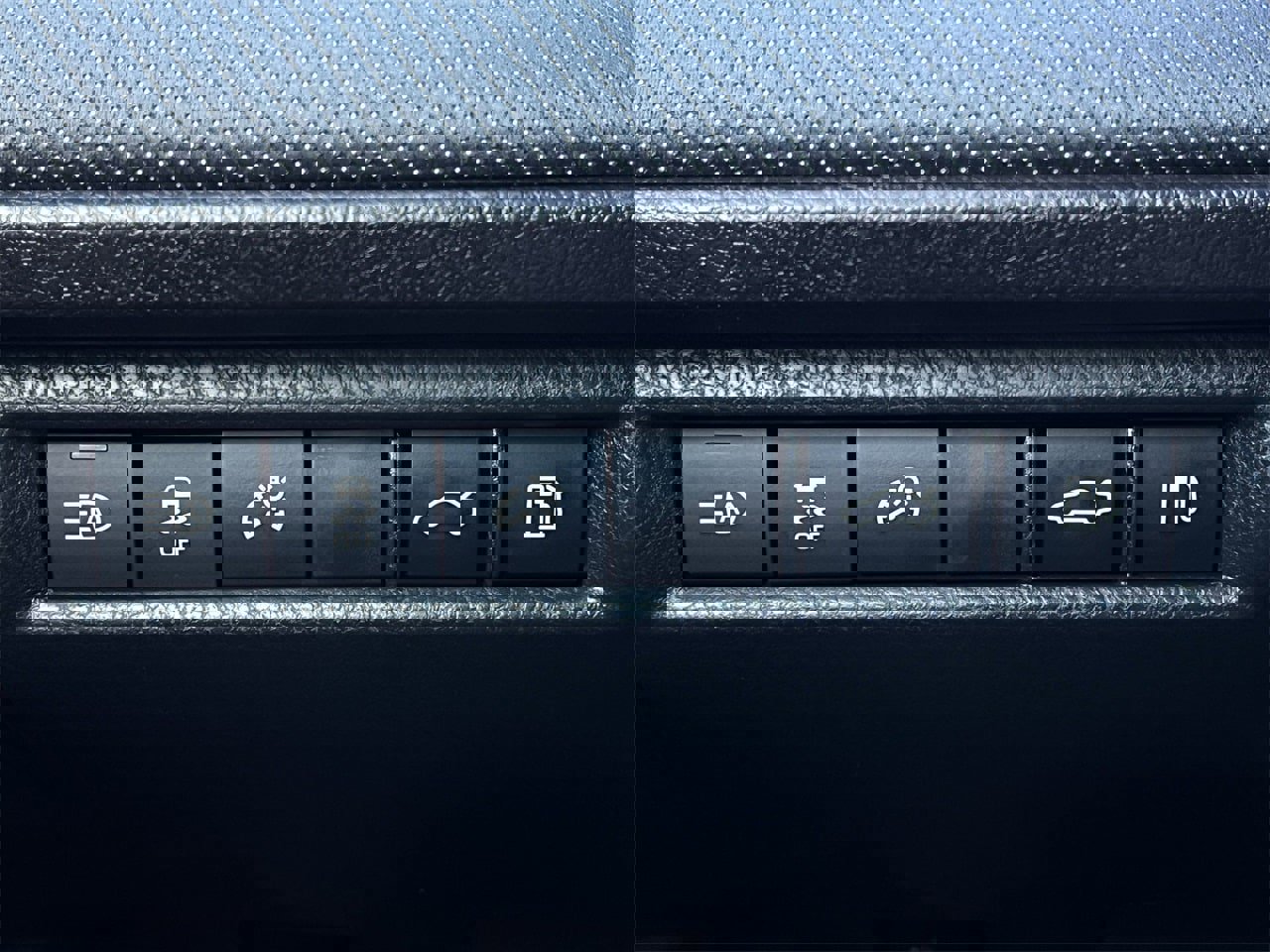 Used 2025 Toyota Camry SE image 20