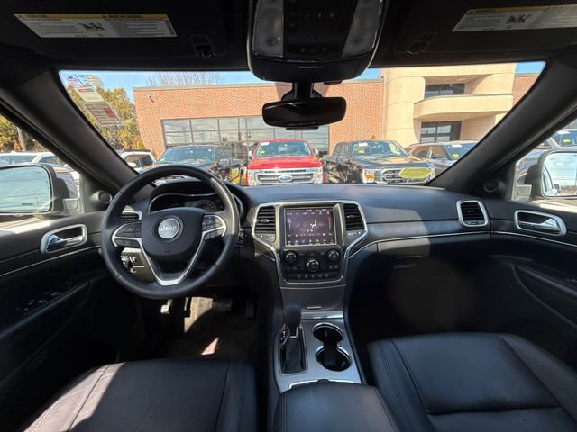 Used 2018 Jeep Grand Cherokee Limited image 16