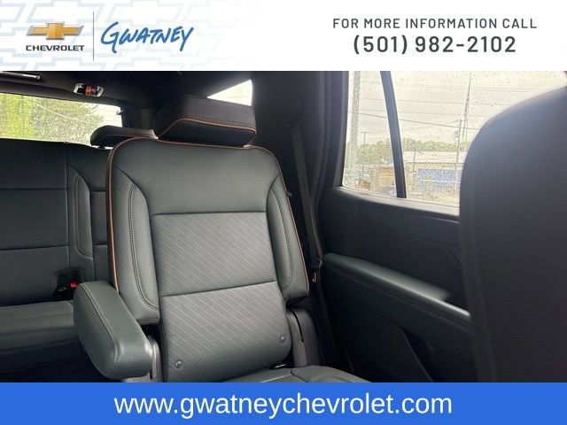 Used 2026 GMC Yukon AT4 w/ LPO, Floor Liner Package image 25