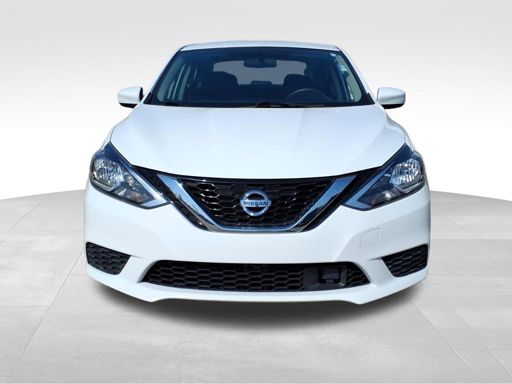 Used 2019 Nissan Sentra SV FWD image 2