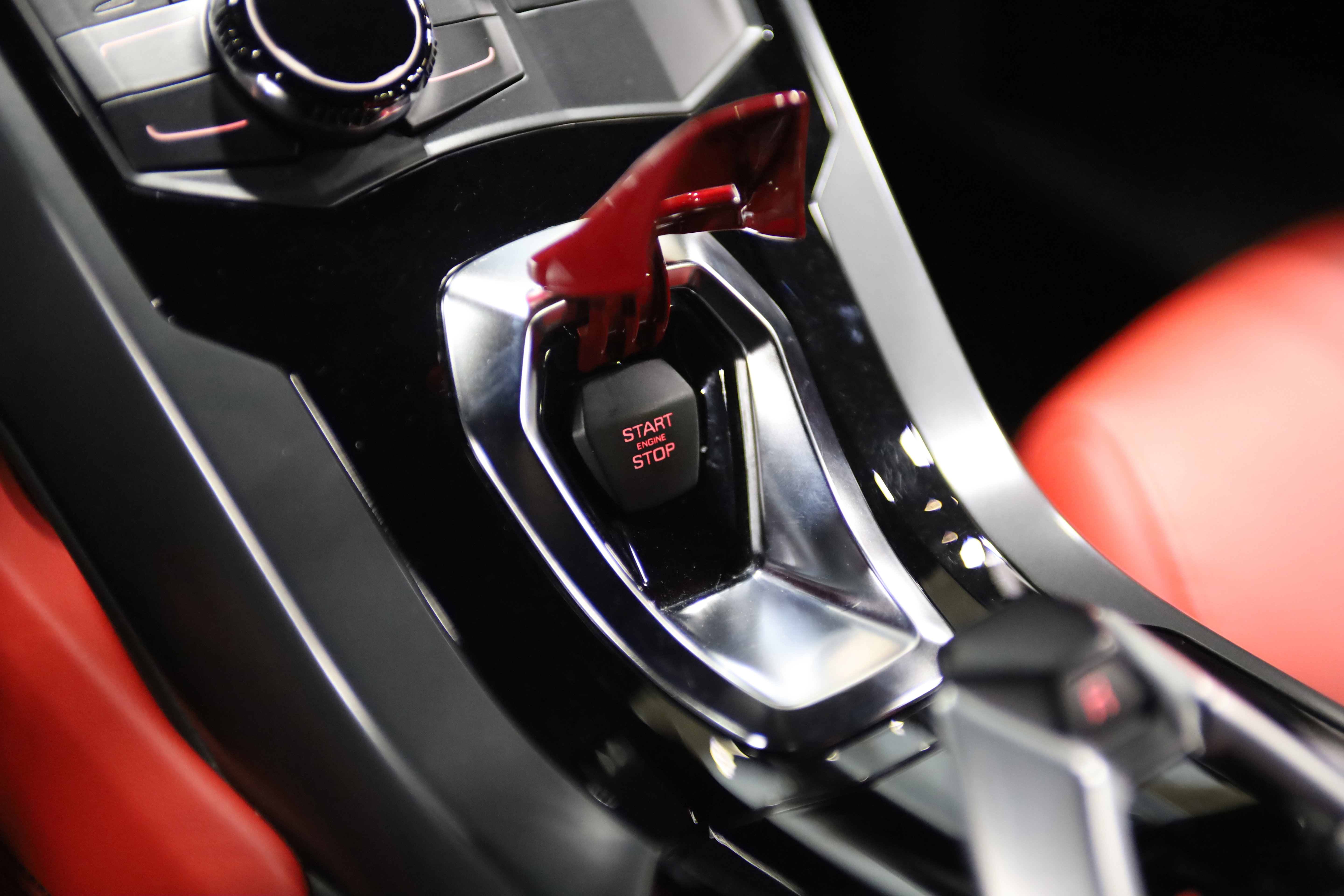 Used 2015 Lamborghini Huracan LP 610-4 image 28