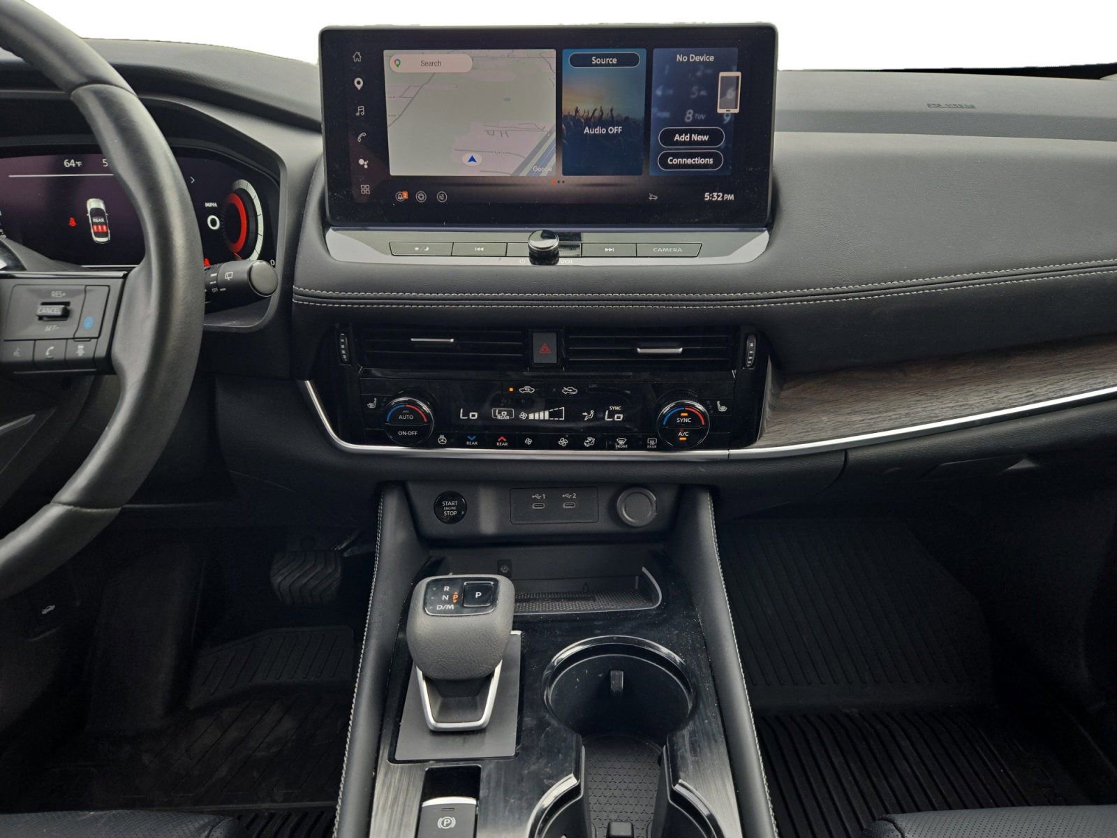 Used 2024 Nissan Rogue Platinum w/ Platinum Premium Package image 11