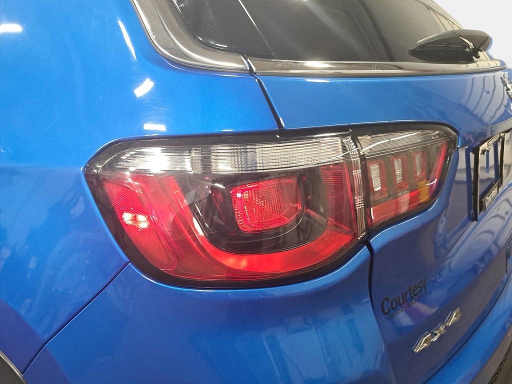 Certified 2022 Jeep Compass Limited image 35