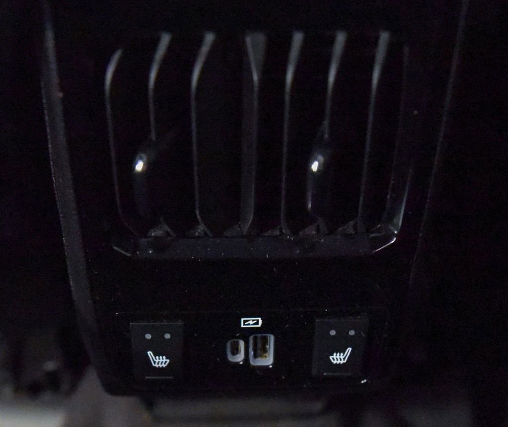 Used 2022 Jeep Compass Trailhawk w/ Trailhawk Elite Group image 33