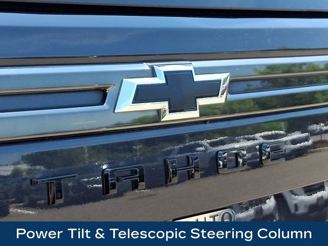 Used 2022 Chevrolet Tahoe RST w/ Sport Performance Package AWD/4WD image 33
