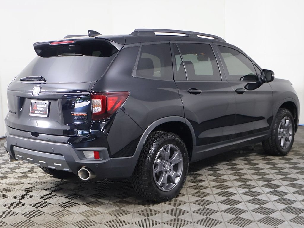Used 2024 Honda Passport TrailSport image 14
