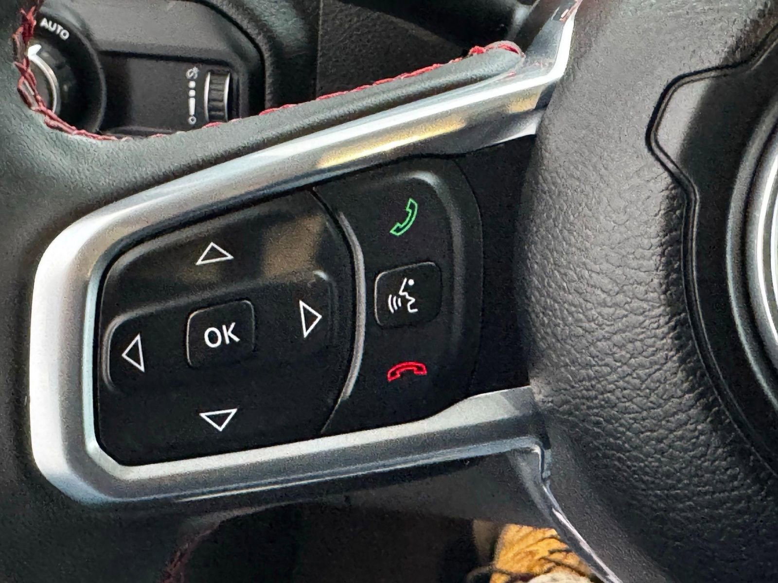 Used 2023 Jeep Wrangler Unlimited Rubicon AWD/4WD image 24