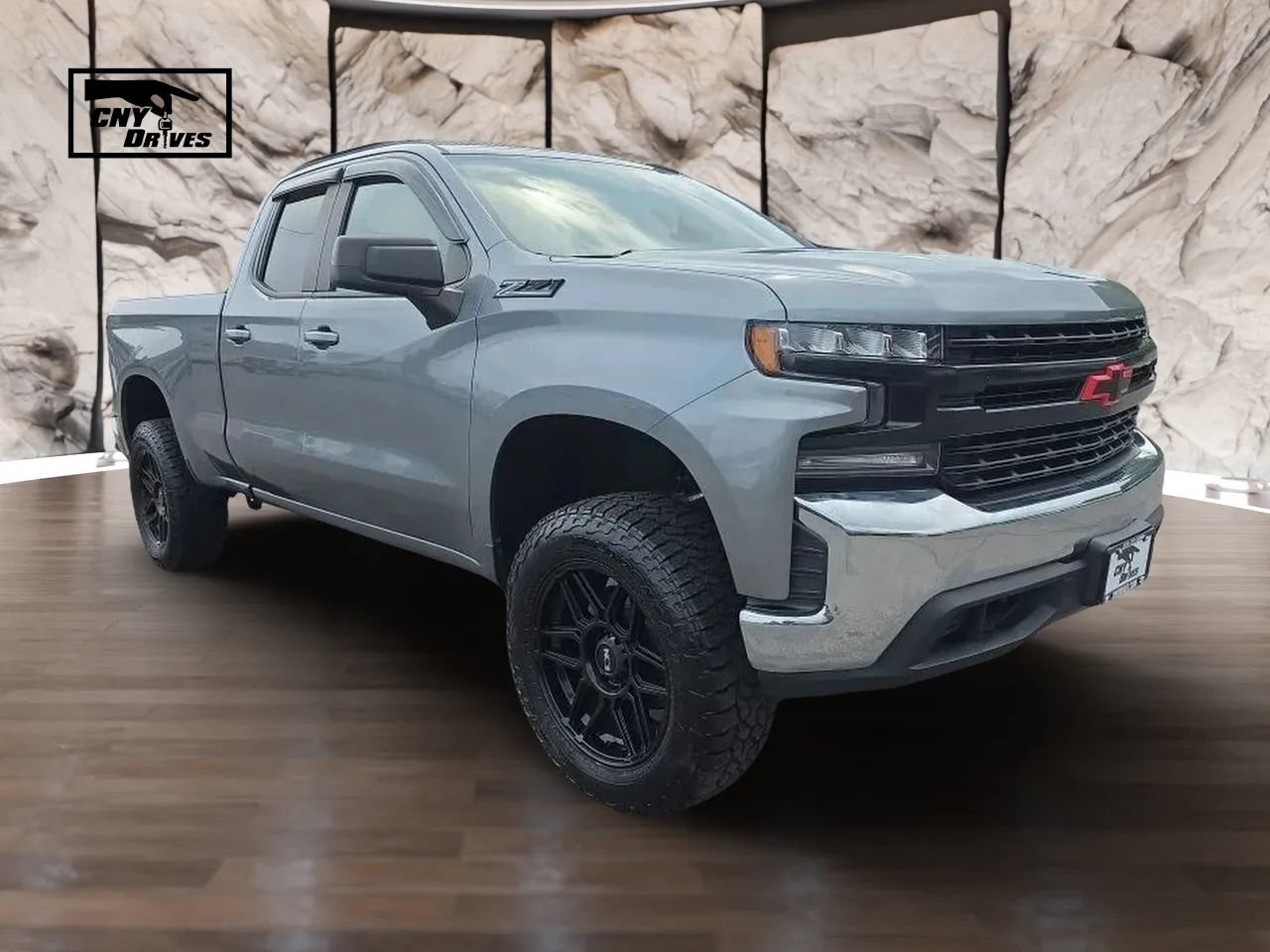 Used 2019 Chevrolet Silverado 1500 LT w/ All-Star Edition AWD/4WD image 3