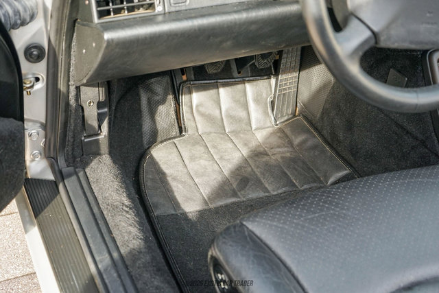 Used 1998 Porsche 911 Carrera image 62