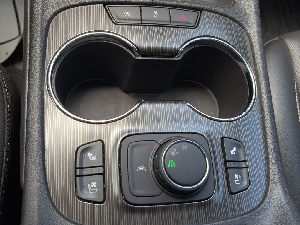 Used 2023 GMC Acadia SLT w/ Elevation Edition FWD image 27