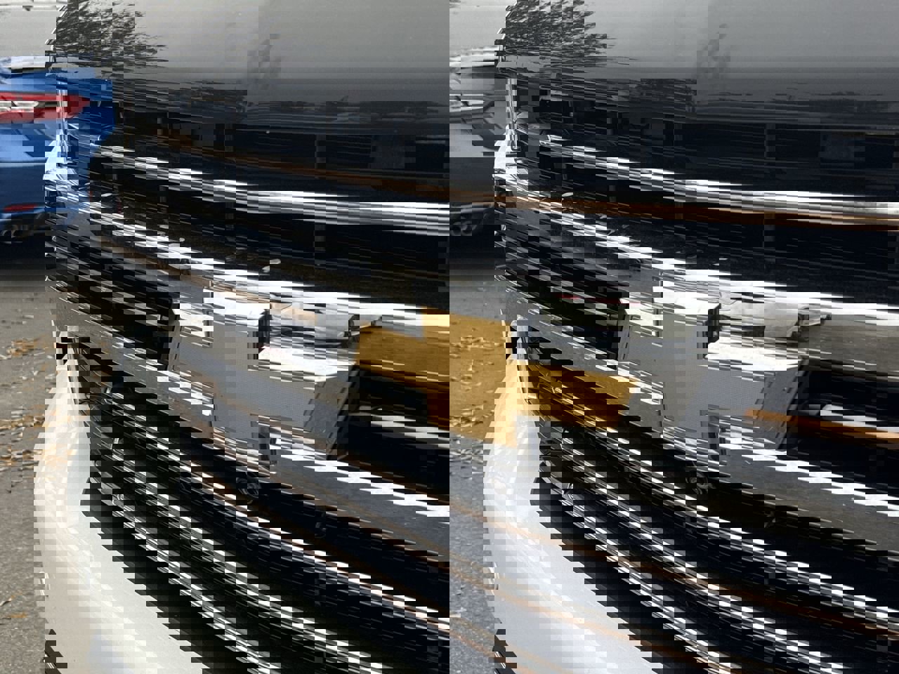 Used 2019 Chevrolet Silverado 1500 High Country w/ Technology Package image 31