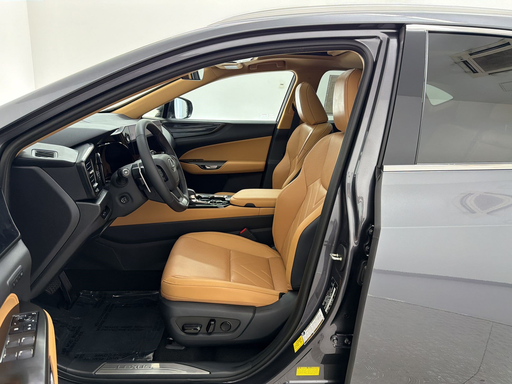 New 2026 Lexus NX 450h+ AWD w/ Luxury Package image 5