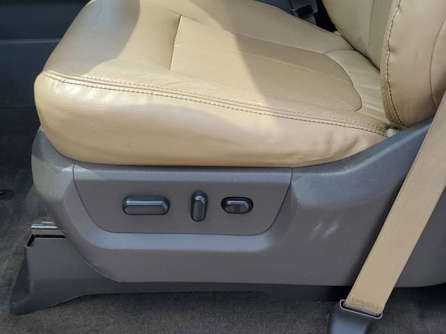 Used 2016 Ford F350 Lariat AWD/4WD image 32
